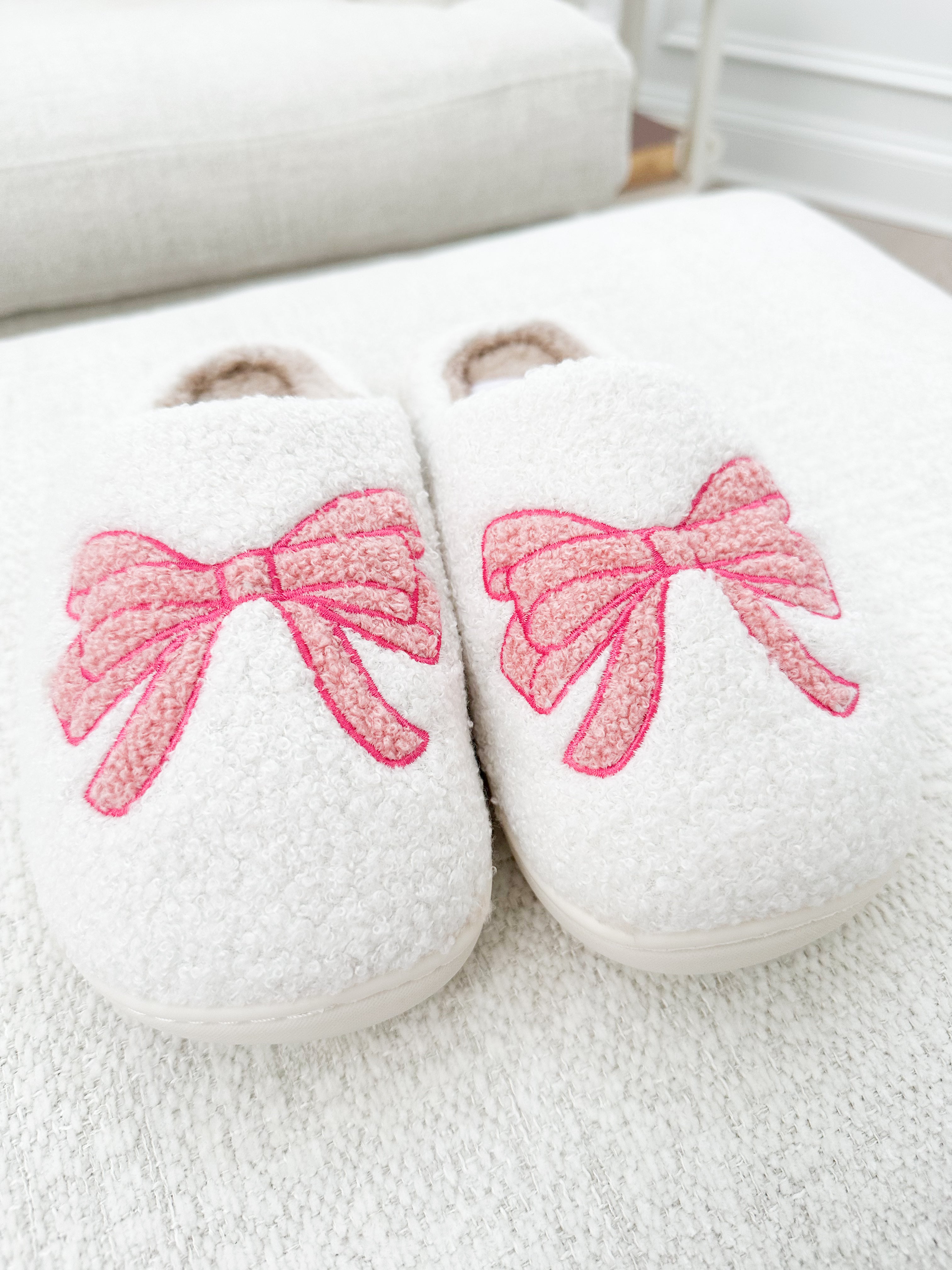 Girly Pink Bow Slippers🎀