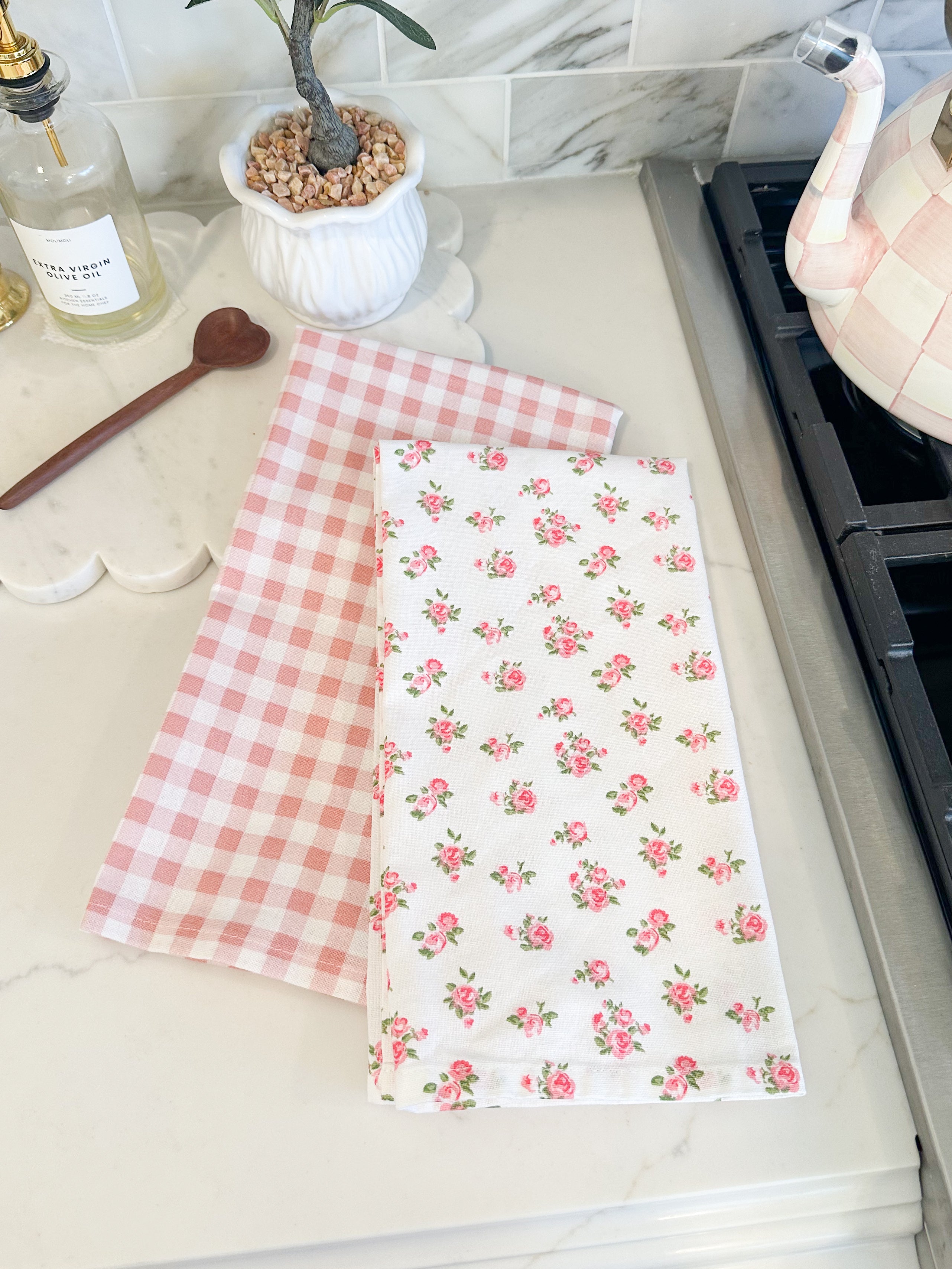 Ditsy Floral Kitchen Towel 🌸