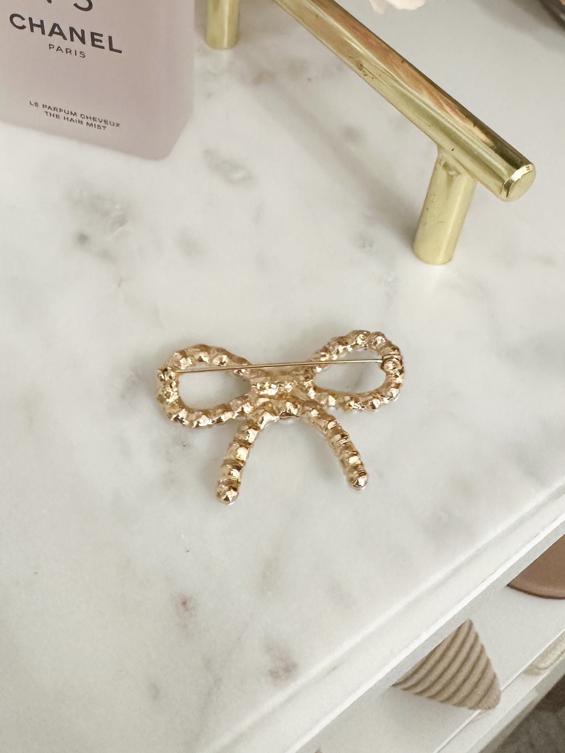 Pearl Ribbon Bow Brooch